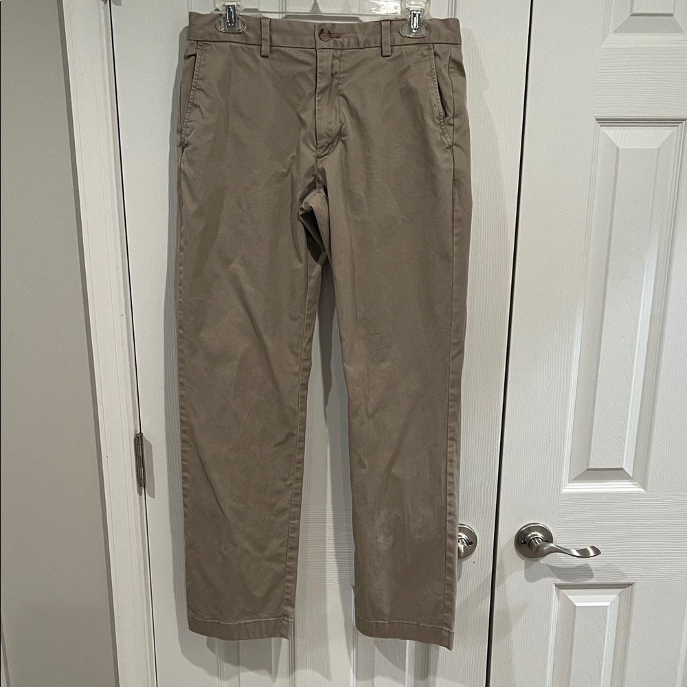 Vineyard Vines Men's Khaki Chinos